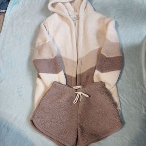 Hollister Lounge/Comfy Outfit